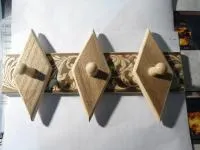 Вешалка ромб 3 крючка 5,7*15,3*30 горячего тиснения лепесток-венге, ПЭМ вешалка ромб 3 крючка 5,7*15,3*30 горячего тиснения лепесток-венге, пэм